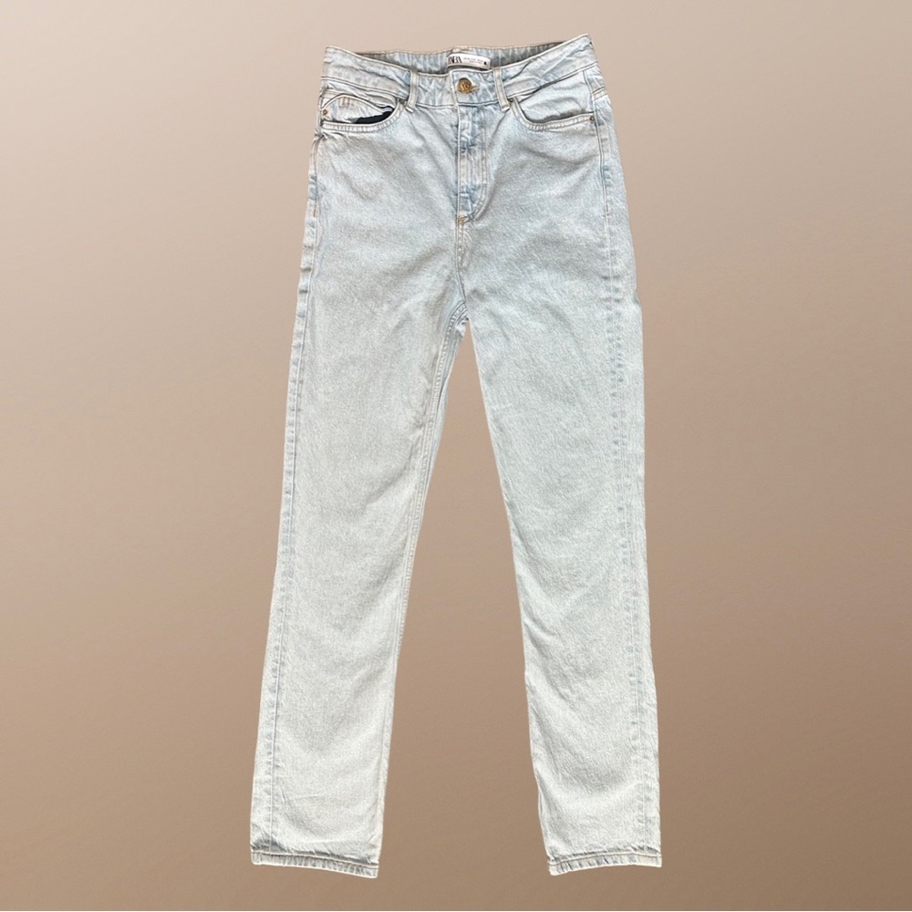 ZARA High-Rise Straight Leg Jeans Ultra Light-Wash Women’s Size 8.